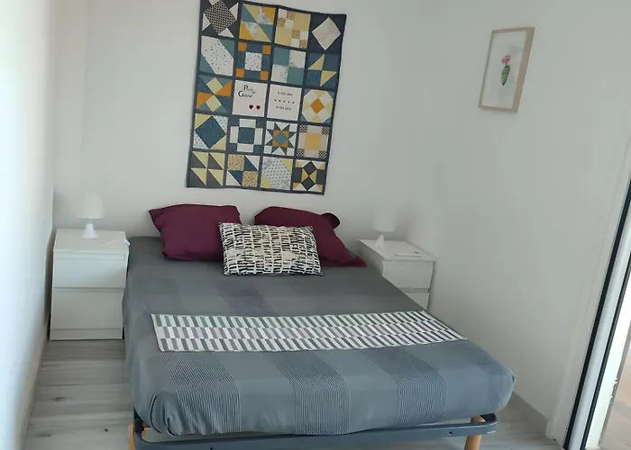 Tatil Evi Maison En Face De La Six-Fours-les-Plages